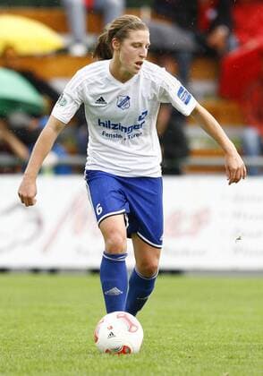SC Sand - SGS Essen Rebekah STOTT, SC Sand am Ball, Freisteller, Einzelbild, Aktion hoch, Fußball, Frauen, Allianz-Frauen-Bundesliga Saison 2014 2015