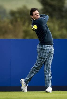 23.09.2014. Gleneagles, Auchterarder, Perthshire, Scotland. The Ryder Cup. Rory McIlroy (EUR) tees off on the 18th during his practice round. xStephenxBartholomewx  ActionPlus11562861