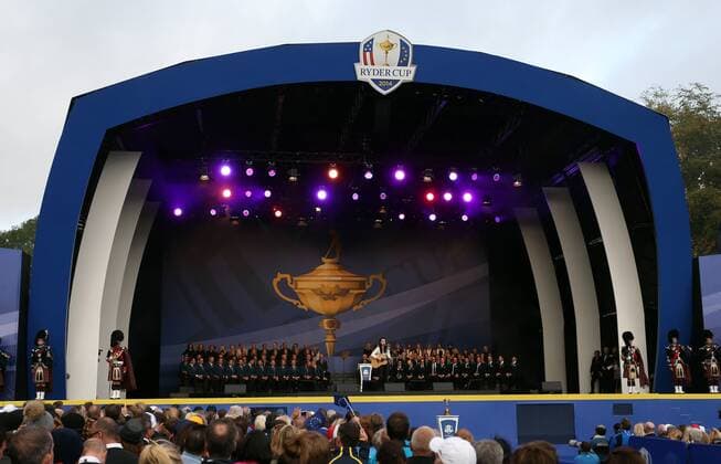 GOLF, Ryder Cup, Opening Ceremony PERTHSHIRE,SCOTLAND,25.SEP.14 - GOLF, Ryder Cup, opening ceremony. Image shows a owerview with Amy Macdonald and both teams. 