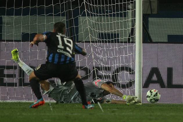 Sept. 27, 2014 - Bergamo, Italy - Juventus goalkeeper Gianluigi Buffon (1) save the penalty - Serie A n.5 ATALANTA - JUVENTUS - Sport, Football, Soccer, Calcio - 27 09 14 Stadio Atleti Azzurri, Bergamo, Italy. Copyright 2014 Ã‚Â© Matteo Bottanelli NurPhoto Atalanta - Juventus, Serie A  - ZUMAn230