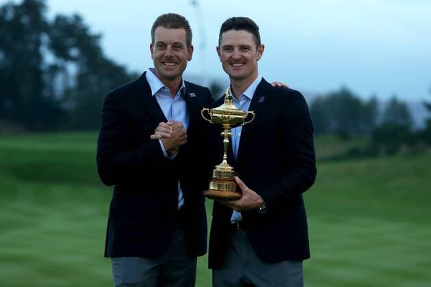 GOLF - PGA, Ryder Cup 2014 PERTHSHIRE,SCOTLAND,28.SEP.14 - GOLF - PGA Golf Herren Tour, Ryder Cup, Auchterarder Golf Club, award ceremony. Image shows Henrik Stenson (SWE) and Justin Rose (RSA). Keywords: trophy. 
