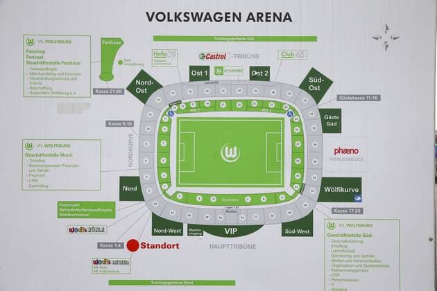 Volkswagen Arena, Wolfsburg, Deutschland- 02 10 2014 GwendolineLeGoff Panoramic 