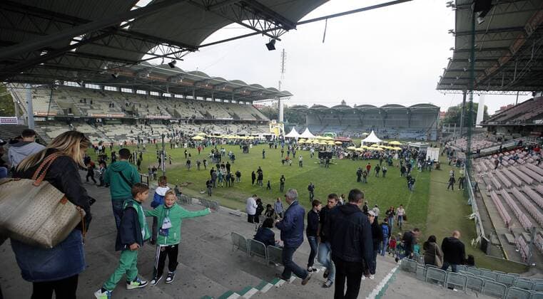 SOCCER - BL, Rapid, Hanappi Stadium demolition party VIENNA,AUSTRIA,04.OCT.14 - SOCCER - tipico Bundesliga, SK Rapid Wien, Hanappi Stadium demolition party. Image shows an overview. 