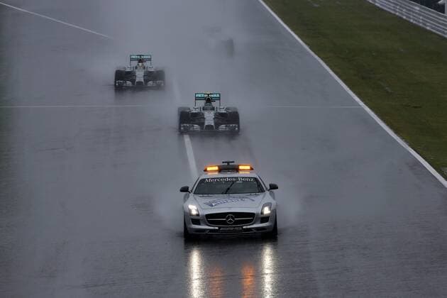 05.10.2014 - Race, The Safety car on the track leads Nico Rosberg (GER) Mercedes AMG F1 W05 and Lewis Hamilton (GBR) Mercedes AMG F1 W05 Japanese Grand Prix, Suzuka 2 - 5 October 2014 