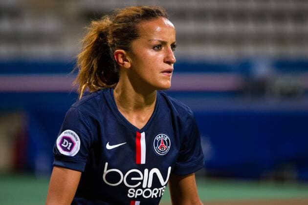 Fussball, Division 1 Feminine, Frankreich, Paris Saint-Germain - FCF Juvisy, v.li.: Fatmire Alushi (Paris Saint-Germain) , xsdx