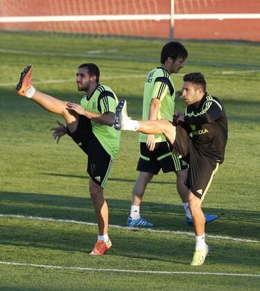 Spanish national team training session. In this picture, Paco Alcacer and Jordi Alba. xANGELxRIVEROx 