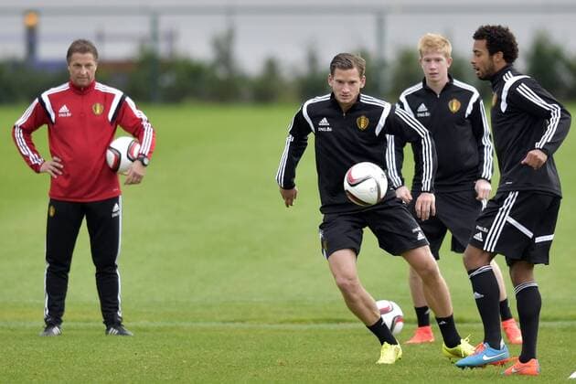 Jan Vertonghen of Belgium battles for the ball with Moussa Dembele of Belgium FOOTBALL : Entrainement de l euipe de Belgique - Neerpede - 06 10 2014 Photonews PANORAMIC 