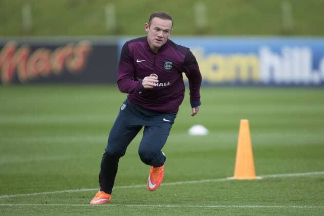 England s Wayne Rooney in action - England Training & Press Conference - UEFA Euro 2016 Qualifier - St George s Park - Burton-Upon-Trent - 07 10 2014 Pic PhilipxOldham Sportimage EDITORIAL USE ONLY. No use with unauthorised audio, video, data, fixture lists, club league logos or live services. Online in-match use limited to 120 images, no video emulation. No use in betting, games or single club league player publications.