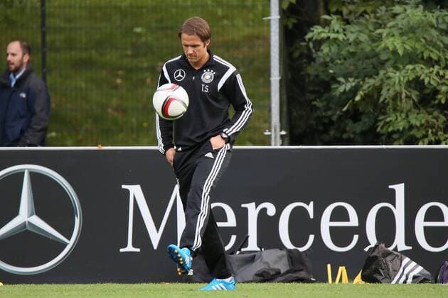 Der neue Co-Trainer Thomas Schneider - Training der Deutschen Nationalmannschaft in Frankfurt