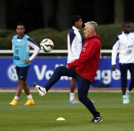 French national team training session. In this picture, Coach Didier Deschamps. xFOTOxCHEMAxREYx 