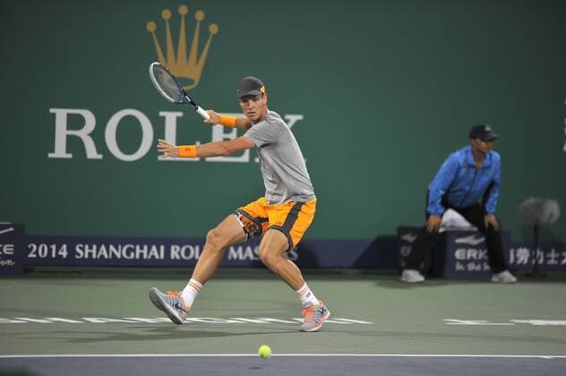 Tomas Berdych of the Czech Republic prepares in the second round of the men s singles during the 2014 Shanghai Rolex Masters tennis tournament in Shanghai, China, 8 October 2014  20141008_10464