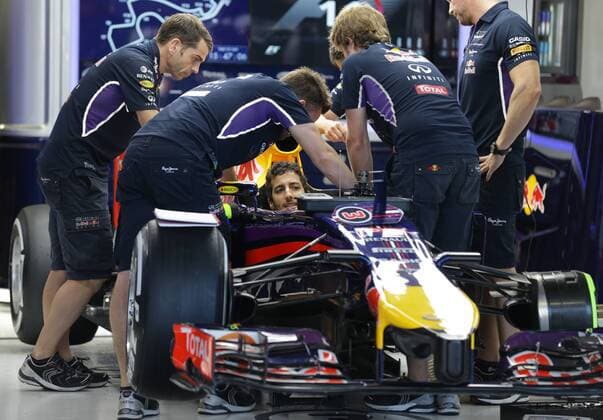 SOCHI, RUSSIA. OCTOBER 9, 2014. Red Bull Formula One team driver Daniel Ricciardo (C) seen ahead of the 2014 Russian F1 Grand Prix in Sochi. Sergei Savostyanov TASS  RE15166E
