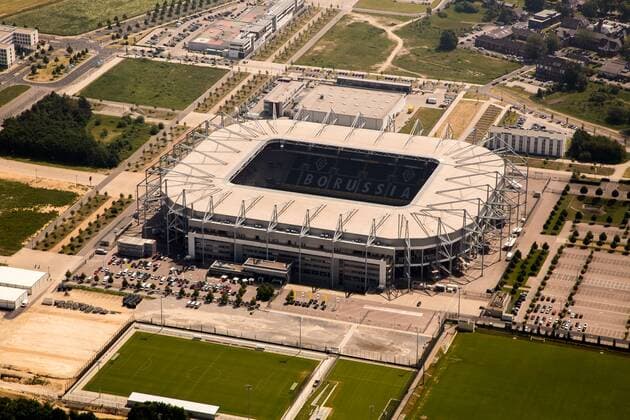 Mönchergladbach, Stadion im Borussia-Park, Fußball Bundesliga Stadion von Borussia Mönchengladbach.