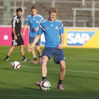 Andre Schürrle Abschlusstraining bei SW Essen Uhlenkrug in Essen Fussball Nationalmannschaft 13.10.2014 , Fussball, , EP_FSA