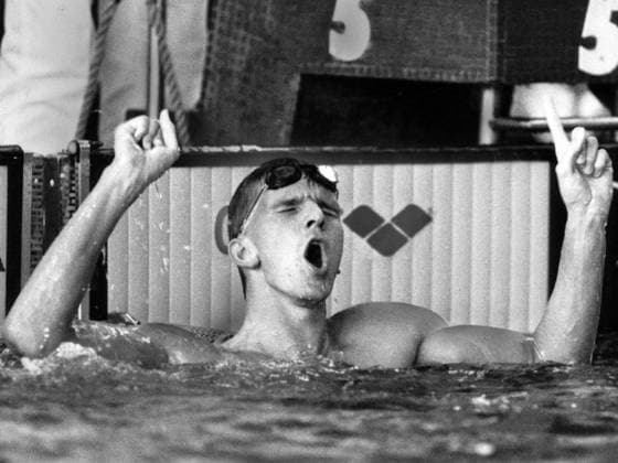 Deutsche Schwimmmeisterschaften in Remscheid, 200 m Schmetterling: Michael Groß (Offenbach) bejubelt seinen Weltrekord