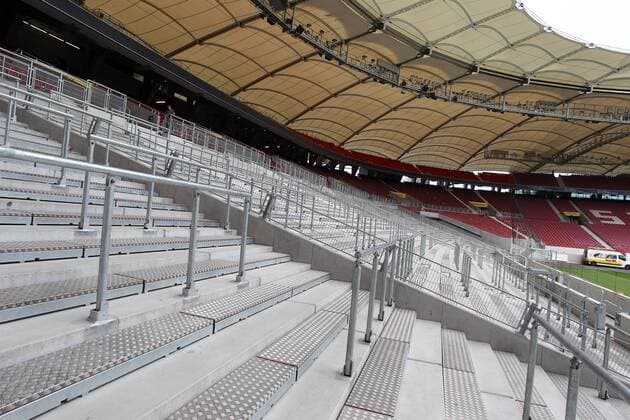 Fußball, Stadiongeschichte VfB Stuttgart Fussball Bundesliga VfB Stuttgart Pressekonferenz Umbau und Fertigstellung Mercedes-Benz-Arena neue Cannstatter Kurve 03.08.2011 Foto Herbert Rudel