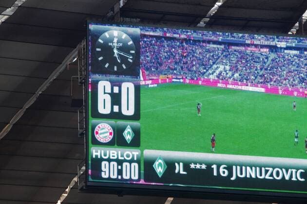 GER, 1.FBL, FC Bayern München vs. SV Werder Bremen 18.10.2014, Allianz Arena, München, GER, 1.FBL, FC Bayern München vs. SV Werder Bremen, im Bild entstand 6-0 auf der Anzeigetafel nphxStraubmeier