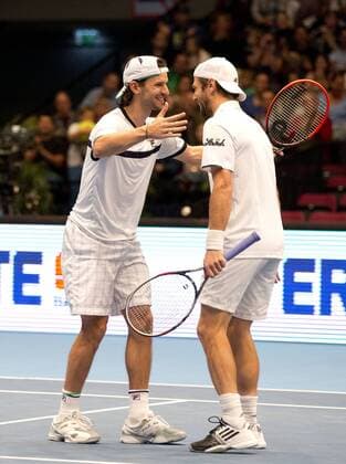 Erste Bank Open 2014 ,HerrenTennis Turnier, ATP Tournament, Wien,Österreich, Doppel Finale, L-R.Philipp Petzschner (GER) und Jürgen Melzer (AUT) jubeln nach ihrem Turniersieg,Jubel,Emotion,,Ganzkörper,Hochformat