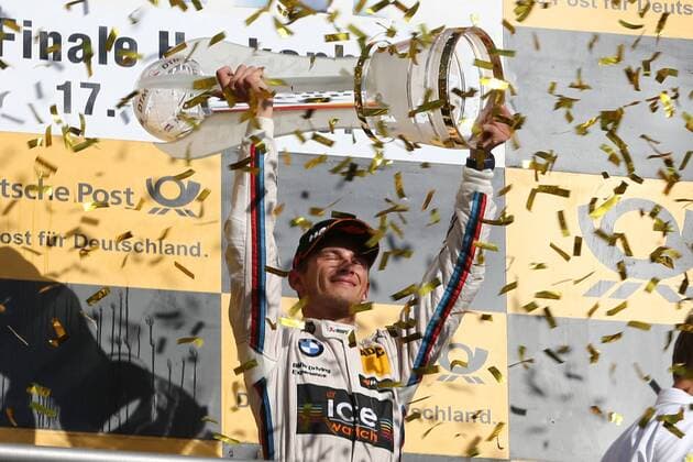 19.10.2014 - Motorsport - Saison 2014 - 10. Rennwochenende Hockenheimring Hockenheim - DTM Deutsche Tourenwagen Meisterschaft Rennen - MaWi - Meister Marco Wittmann (23, BMW Team RMG) - mit Pokal Einzelbild Jubel Freude