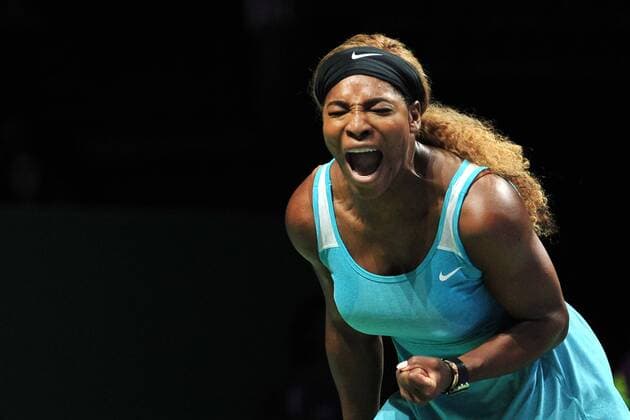 Serena Williams of the U.S. reacts during the round robin match of WTA Tennis Damen finals at Singapore Indoor Stadium, Oct. 22, 2014. 