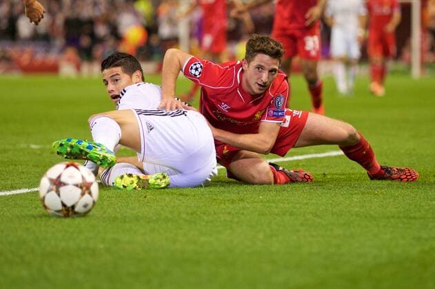 PROPAGANDA20141023 Football - soccer: UEFA Champions League, Liverpool FC - Real Madrid CF, Liverpool s Joe Allen in action against Real Madrid CF during the UEFA Champions League Group B match at Anfield. (Hinweis: Verwendung nur in Deutschland, Österreich oder Schweiz - only Germany, Austria and Switzerland) xHOCHxZWEIx xPropagandax 