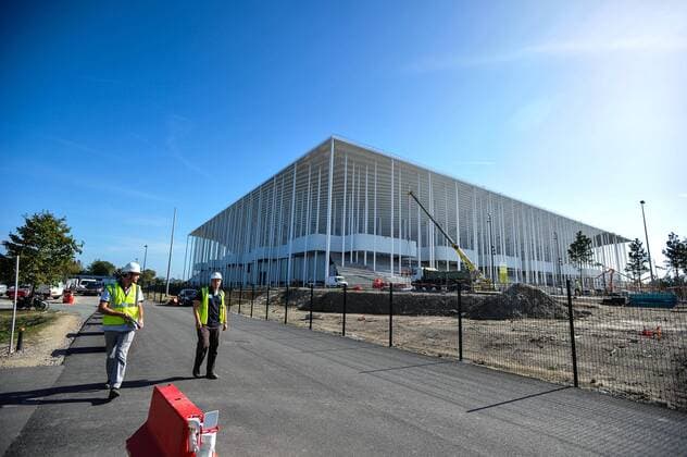 Baustelle des Grand Stade de Bordeaux, Das EM Stadion wird die neue Heimspielstätte von Girondins Bordeaux Ausblick auf die EURO 2016 xThierryxBretonx 