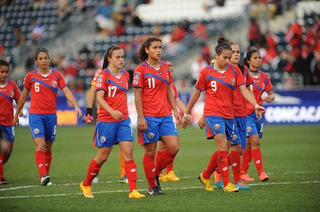 Oct. 24, 2014 - Chester, Pennsylvania, U.S - Costa Rica s walks off of the pitch during halftime of their semi-final match against Trinidad and Tobago at PPL Park in Chester Pa. Costa Rica won the match on penally kicks CONCACAF 2014 Costa Rica Beats Trinidad and Tobago - ZUMArf1_