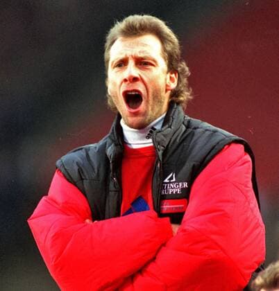 VfB Stuttgart 05.12.1998, 1. Fussball-Bundesliga, VfB Stuttgart - Hamburger SV (3:1): Wolfgang Rolff (Trainer VfB Stuttgart).