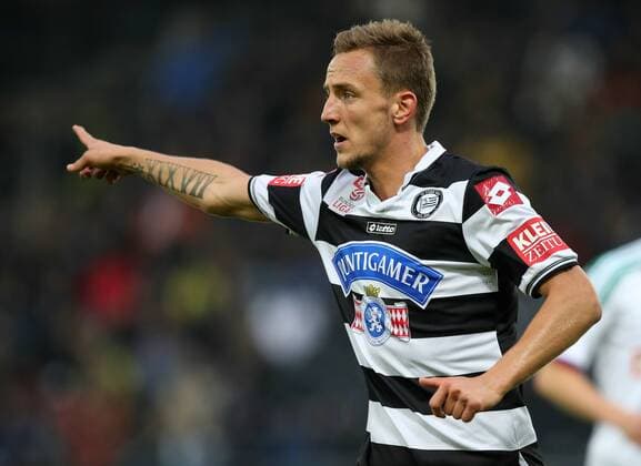 SOCCER - BL, Sturm vs Rapid GRAZ,AUSTRIA,25.OCT.14 - SOCCER - tipico Bundesliga, SK Sturm Graz vs SK Rapid Wien. Image shows Daniel Beichler (Sturm). Keywords: Wien Energie. 