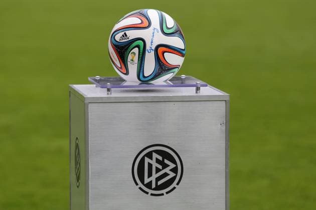 adidas, brazuca, Spielball mit der Aufschrift Germany auf DFB-Ballstehle, Symbolfoto, Fussball, Frauen, Freundschaftsspiel, Deutschland - Frankreich, xozx