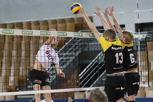 v. l. Tom Strohbach (TVR Rottenburg) , David Seybering (VCO Berlin) , Maximilian Horn (VCO Berlin) 25.10.2014 Volleyball, 1. Bundesliga, Saison 2014 15, VCO Berlin - TVR Rottenburg EP_FZR