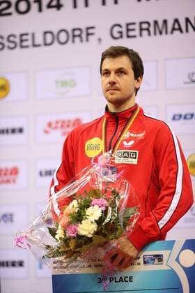 Der drittplatzierte Timo Boll (GER) bei der Siegerehrung Liebherr Mens World Cup 2014 --- Tischtennis --- 26.10.2014 EP_FWT