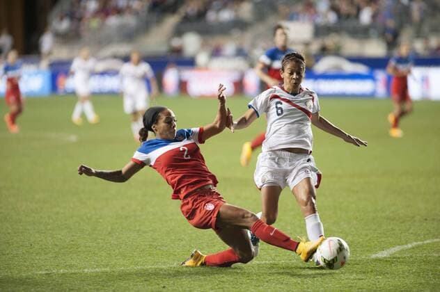 Oct. 26, 2014 - Chester, Pennsylvania, U.S - USA s SYDNEY LEROUX (2) in action against Costa Rica s CAROL SANCHEZ (6) during the CONCACAF 2014 championship match at PPL Park in Chester Pa. CONCACAF 2014 USA Vs Costa Rica - ZUMArf1_