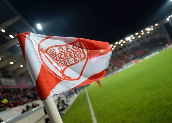 28.10.2014, xjhx, Fussball DFB-Pokal, Offenbacher Kickers - Karlsruher SC, v.l. logo fahne, motiv