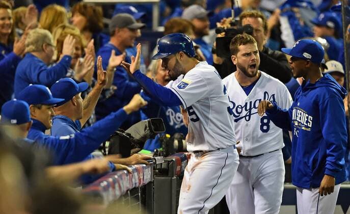 Kansas City Royals first baseman Eric Hosmer (C) doubled home two runs and scored against the San Francisco Giants during the second inning of game 6 of the World Series at Kaufman Stadium in Kansas City, Missouri on October 28, 2014. The Giants hold a 3-2 series lead and need only one win against the Royals to win the World Series.  KCP2014102850