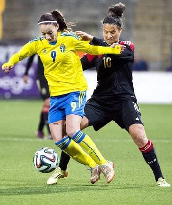 Örebro, Sweden - Germany Kosovare Asllani(SWE)Dzsenifer MAROZSAN(GER) KP0300003 