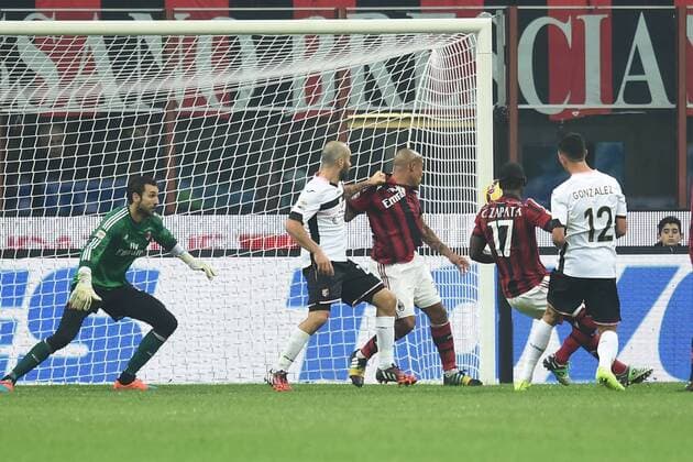 Serie A AC Milan - US Palermo autoTor Cristian Zapata 