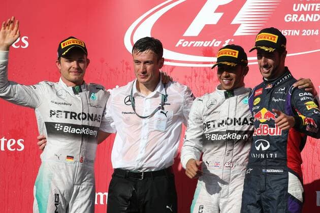 Motorsports: FIA Formula One World Championship 2014, Grand Prix of United States, 6 Nico Rosberg (GER, Mercedes AMG Petronas F1 Team), 44 Lewis Hamilton (GBR, Mercedes AMG Petronas F1 Team), 3 Daniel Ricciardo (AUS, Infiniti Red Bull Racing), xHOCHxZWEIx