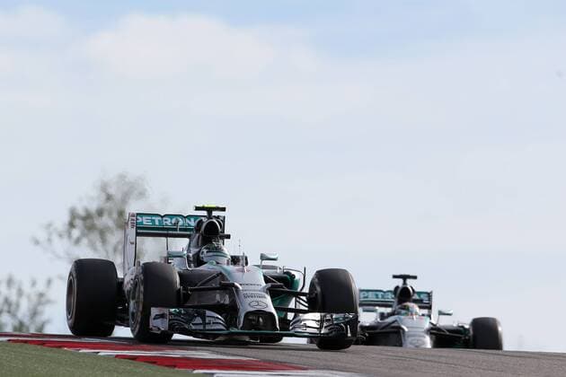 Motorsports: FIA Formula One World Championship 2014, Grand Prix of United States, 6 Nico Rosberg (GER, Mercedes AMG Petronas F1 Team), 44 Lewis Hamilton (GBR, Mercedes AMG Petronas F1 Team), xHOCHxZWEIx