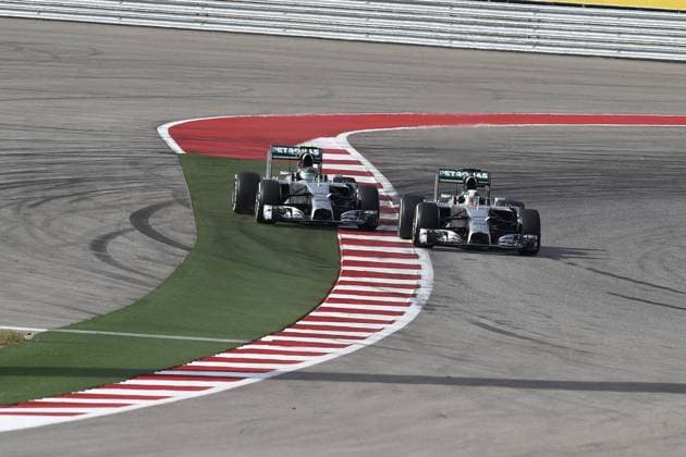 Motorsports: FIA Formula One World Championship 2014, Grand Prix of United States, 44 Lewis Hamilton (GBR, Mercedes AMG Petronas F1 Team), 6 Nico Rosberg (GER, Mercedes AMG Petronas F1 Team), xHOCHxZWEIx