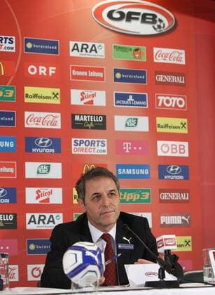 Aktuell Fussball, EM Quali, Pk Nationalmannschaft Oesterreich SOCCER - UEFA EM 2016 quali, preview VIENNA,AUSTRIA,04.NOV.14 - SOCCER - UEFA European Championship 2016, European Qualifiers, OEFB international match, preview, press conference, squad nomination. Image shows head coach Marcel Koller (AUT). 