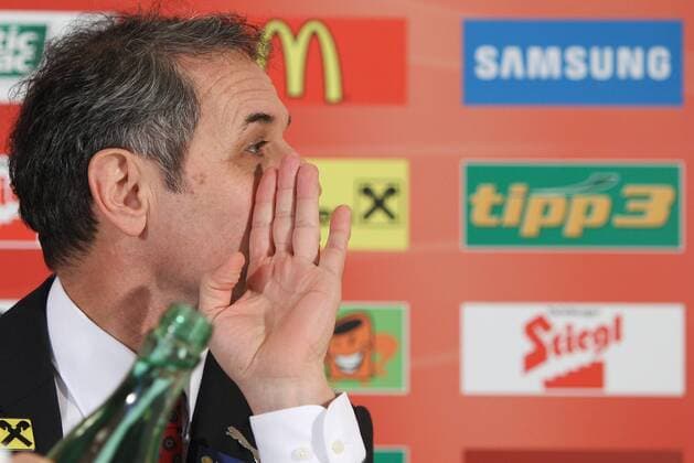 Aktuell Fussball, EM Quali, Pk Nationalmannschaft Oesterreich SOCCER - UEFA EM 2016 quali, preview VIENNA,AUSTRIA,04.NOV.14 - SOCCER - UEFA European Championship 2016, European Qualifiers, OEFB international match, preview, press conference, squad nomination. Image shows head coach Marcel Koller (AUT). 