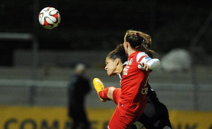 05.11.2014, xpsx, Fussball 1.Bundesliga Damen, 1.FFC Frankfurt - SC Freiburg, v.l. tor zum 1:0 fuer frankfurt torschuetzin Celia Sasic (1.FFC Frankfurt) , Saskia Meier (1.FC Freiburg)
