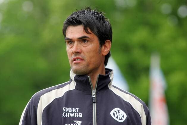 Stuttgarter Kickers-VfR Aalen 0:1 Slobodan Pajic (Trainer Aalen) 14.05.2005