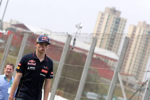 Aktuell Motorsport, Formel 1, GP Brasilien, Streckenbegehung 06.11.2014 - Max Verstappen (NED) Scuderia Toro Rosso STR9 Brazilian Grand Prix, Interlagos 6 - 9 November 2014 