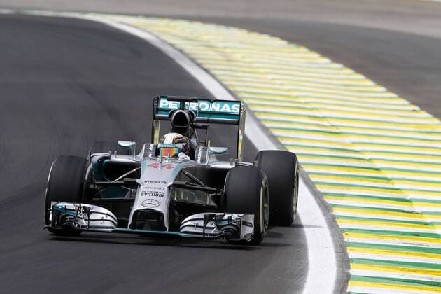 Motorsports: FIA Formula One World Championship 2014, Grand Prix of Brazil, 44 Lewis Hamilton (GBR, Mercedes AMG Petronas F1 Team), xHOCHxZWEIx