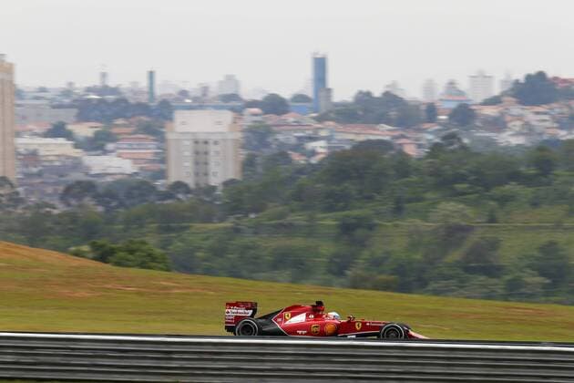 Motorsports: FIA Formula One World Championship 2014, Grand Prix of Brazil, 14 Fernando Alonso (ESP, Scuderia Ferrari), xHOCHxZWEIx