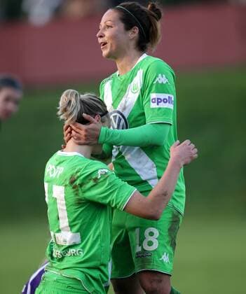 SOCCER - CL, Neulengbach vs Wolfsburg NEULENGBACH,AUSTRIA,09.NOV.14 - SOCCER - UEFA Champions League, Women, NOESV Neulengbach vs VfL Wolfsburg. Image shows the rejoicing of Alexandra Popp and Vanessa Bernauer (Wolfsburg). 