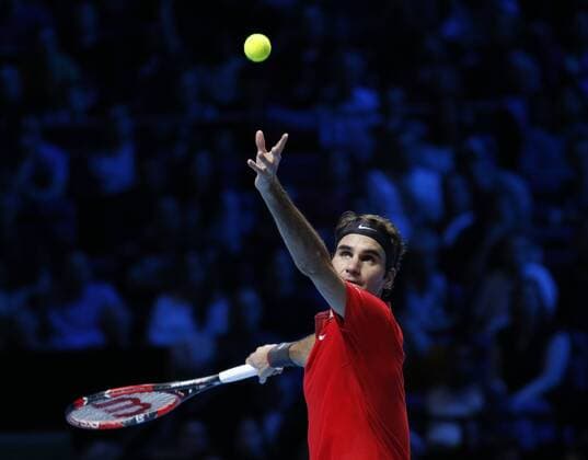 09.11.2014 London, England. Roger Federer (SUI) in action during the Day 1 Barclays ATP Tennis Herren World Tour Finals from the O2 Arena. x  ActionPlus20149652
