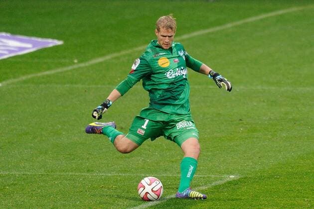 Jonas Lossl (guingamp) FOOTBALL : Lyon vs Guingamp - Ligue 1 - 09 11 2014 FredericChambert Panoramic 